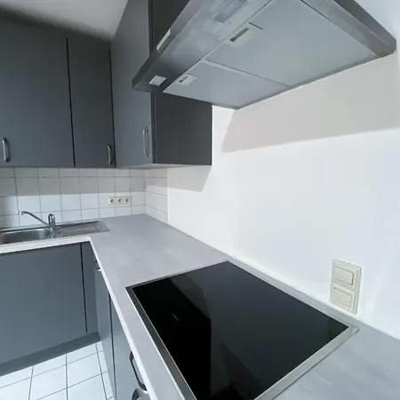 2-zimmer Whg Tg & Kueche Balkon Apartament *