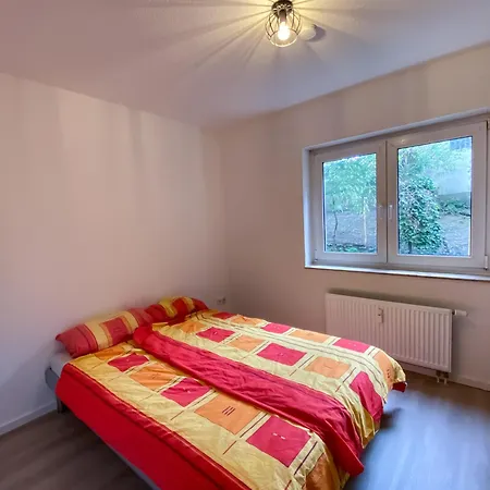 2-zimmer Whg Tg & Kueche Balkon